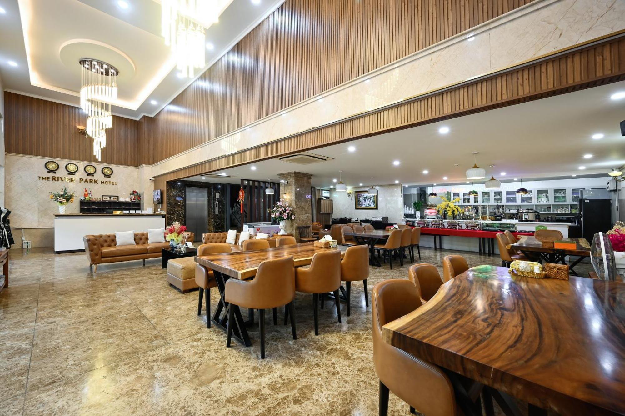 RedDoorz PremiumThe River Park Hotel Ho-Chi-Minh-Stadt Exterior foto
